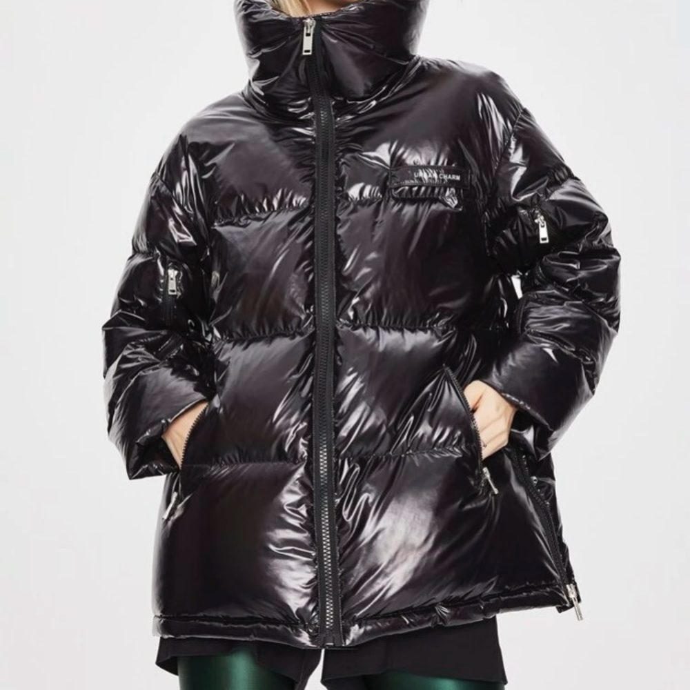 Glossy Puffer Coat L